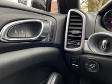 Cargar imagen en el visor de la galería, Porsche Cayenne S Modelo 2017
