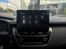 Cargar imagen en el visor de la galería, Toyota Corolla Hybrid XEI Modelo 2025
