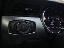 Cargar imagen en el visor de la galería, Ford Mustang GT Modelo 2023
