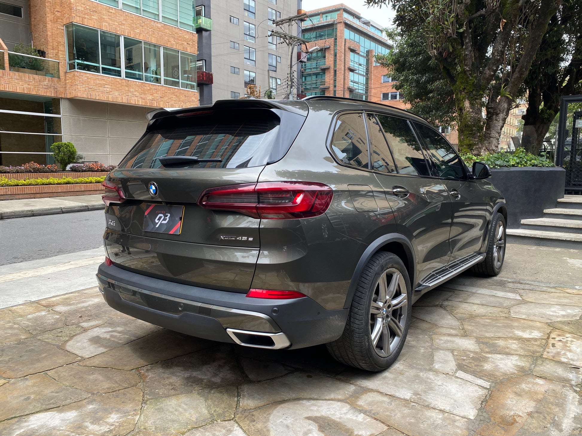 BMW X5 xDrive45E Modelo 2021 - Autos 93