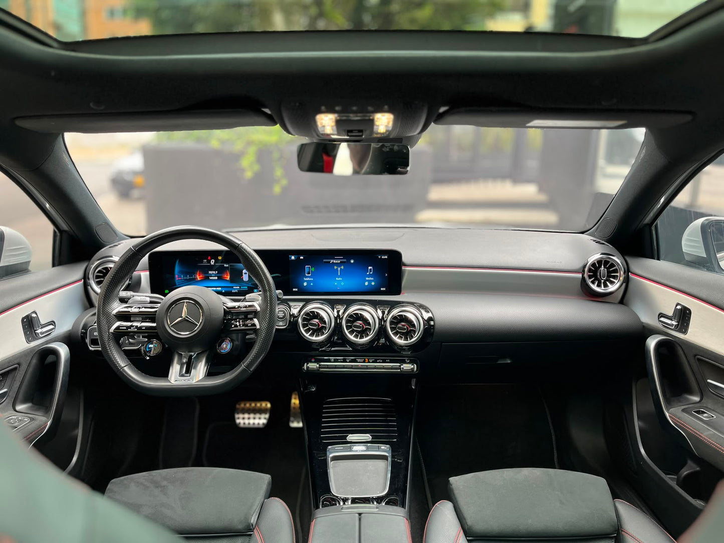 Mercedes-Benz A35 AMG 4MATIC Modelo 2023