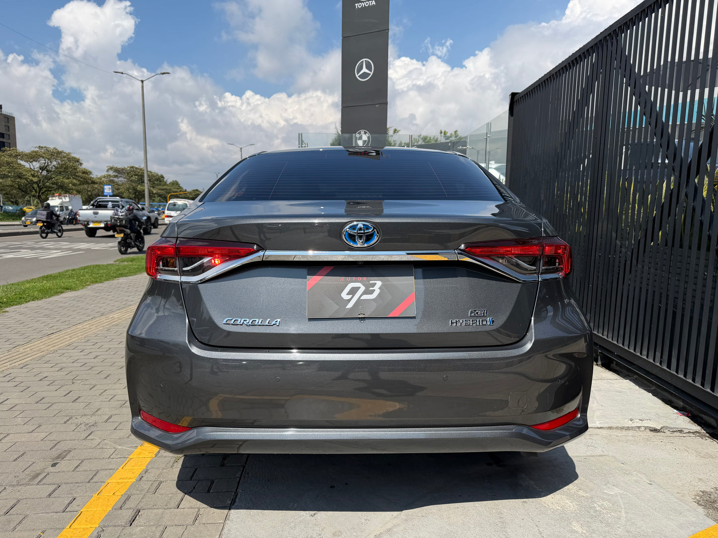 Toyota Corolla XEi Hybrid Modelo 2024 - Autos 93