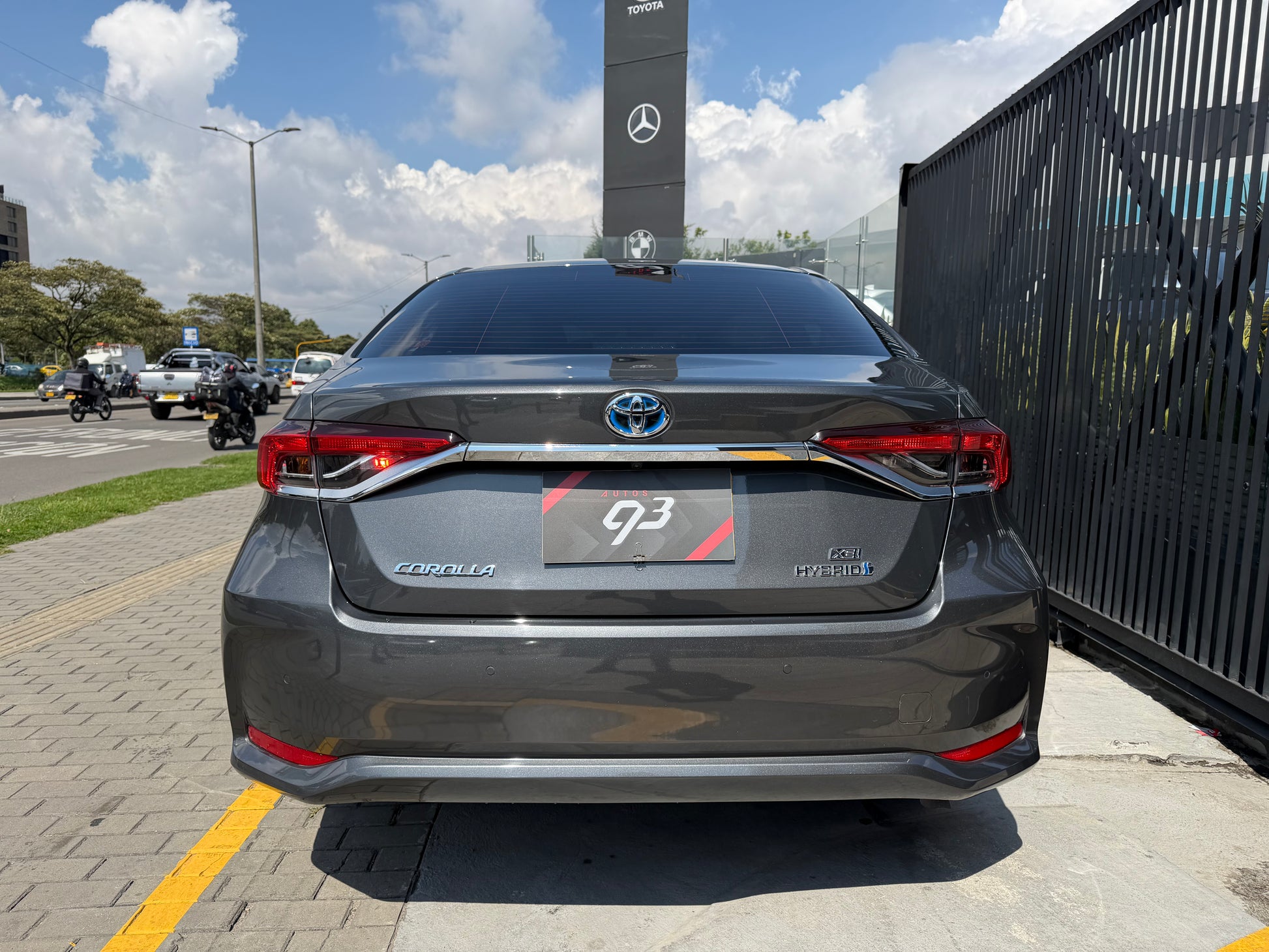 Toyota Corolla XEi Hybrid Modelo 2024 - Autos 93