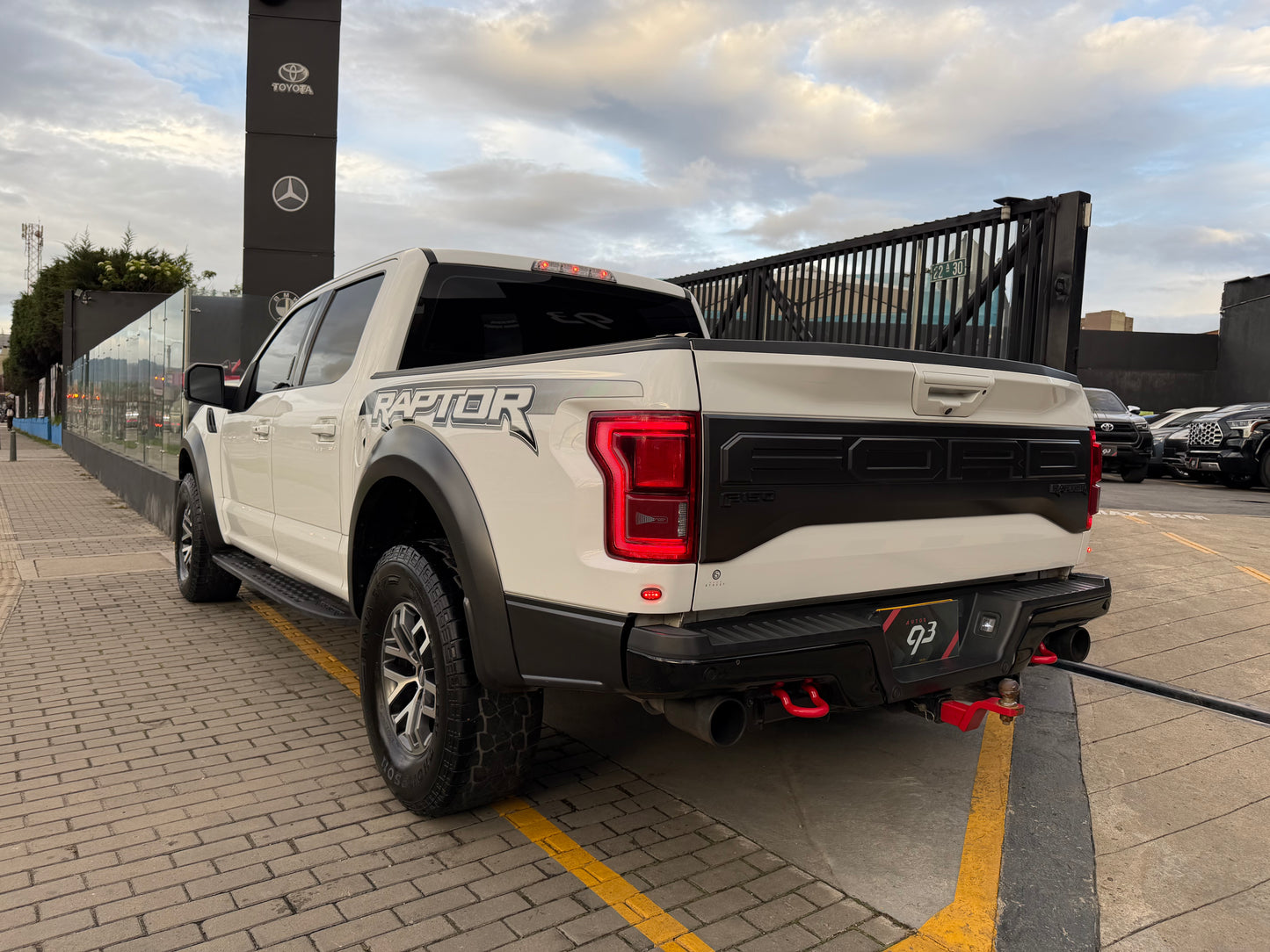 Ford F-150 Raptor Doble Cabina Modelo 2018