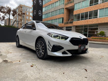 Cargar imagen en el visor de la galería, BMW 220I Gran Coupé Modelo 2021
