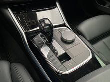 Cargar imagen en el visor de la galería, BMW 330I Modelo 2019
