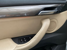 Cargar imagen en el visor de la galería, BMW X1 sDrive20I Modelo 2018
