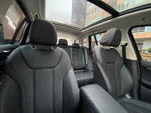 Cargar imagen en el visor de la galería, BMW X3 xDrive30I Modelo 2024
