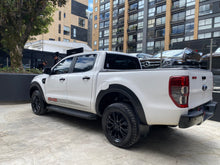 Cargar imagen en el visor de la galería, Ford Ranger FX4 Modelo 2023
