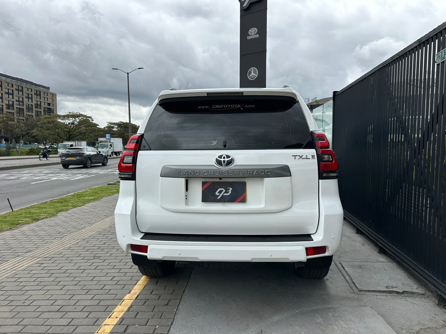 TOYOTA LAND CRUISER PRADO TX-L II (2018)

139.903 km | 🛢️ Diésel | 7 pasajeros