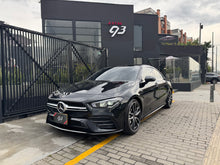 Cargar imagen en el visor de la galería, Mercedes Benz CLA 35 AMG Modelo 2022
