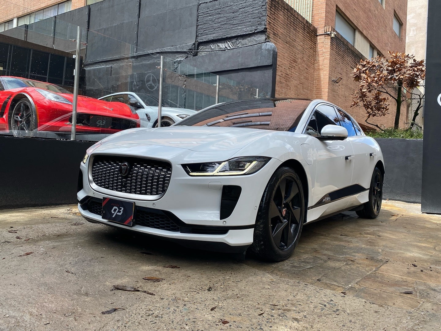 Jaguar I-PACE EV 400S Modelo 2021 - Autos 93