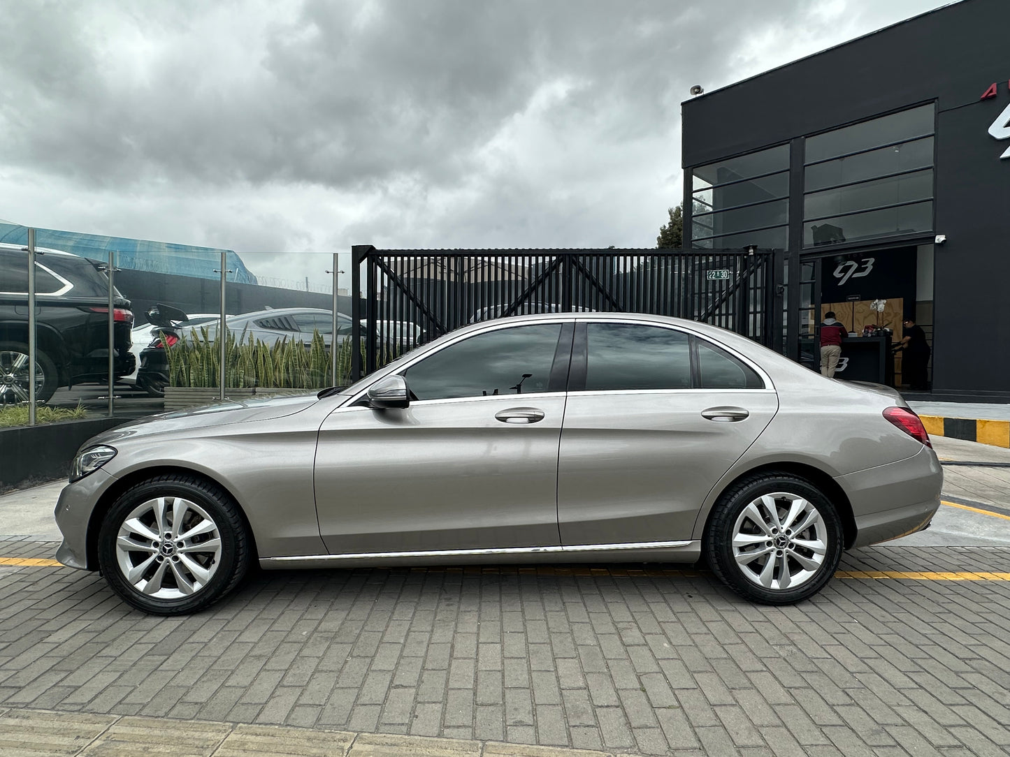 Mercedes-Benz C 200 Exclusive Modelo 2020