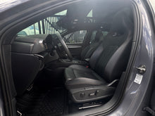 Cargar imagen en el visor de la galería, Cupra Formentor Híbrida Modelo 2024
