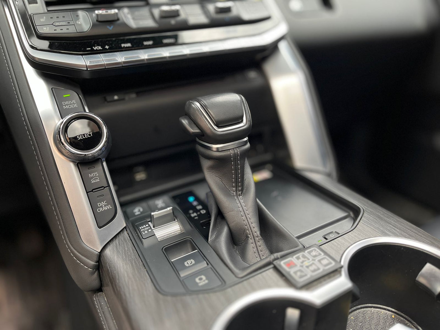 Toyota Land Cruiser 300 Modelo 2023 Blindada - Autos 93