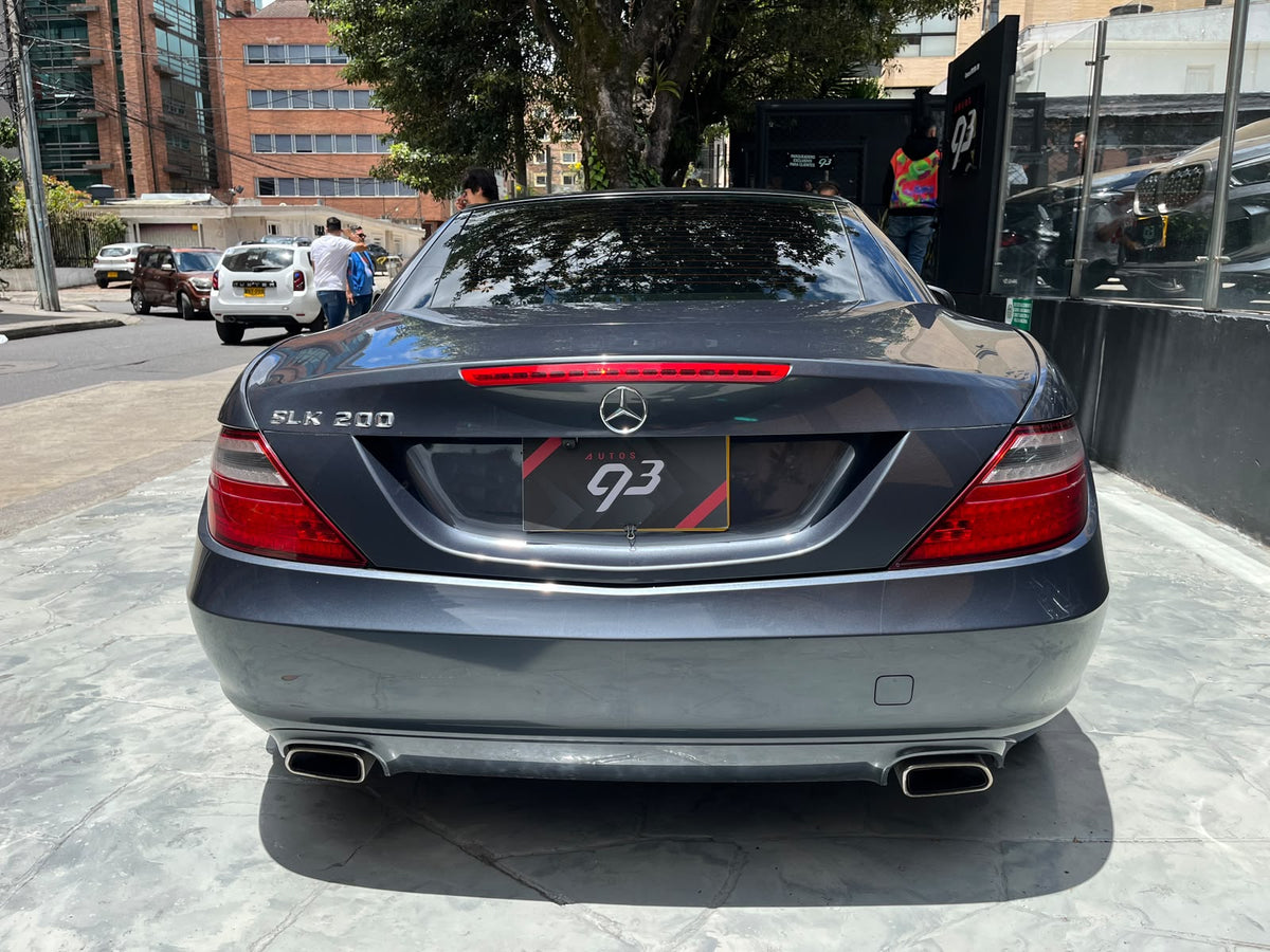 Mercedes-Benz SLK 200 Convertible Modelo 2015