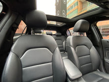 Cargar imagen en el visor de la galería, Mercedes-Benz GLA 200 Modelo 2018
