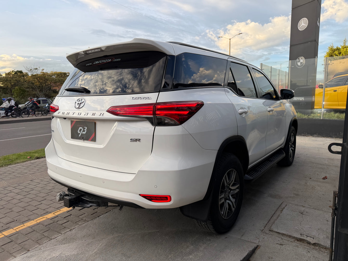 Toyota Fortuner SR Diésel 4X2 Modelo 2023