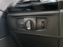 Cargar imagen en el visor de la galería, BMW M235I Coupé Modelo 2015

