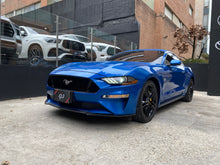 Cargar imagen en el visor de la galería, Ford Mustang GT Modelo 2021
