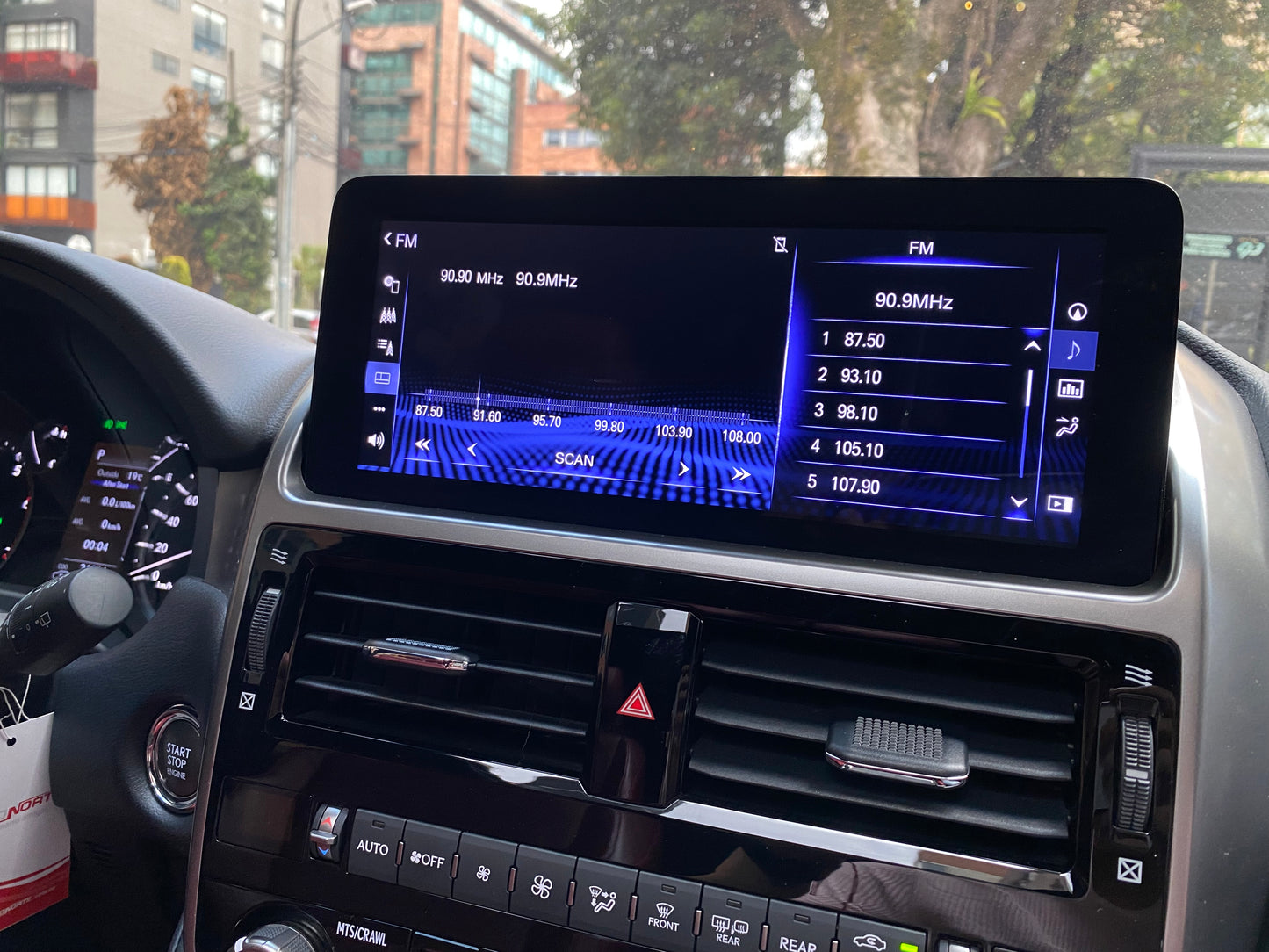 Lexus GX 460 Modelo 2022 - Autos 93