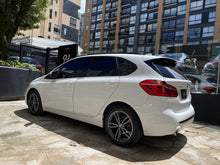 Cargar imagen en el visor de la galería, BMW 218I Active Tourer Modelo 2021
