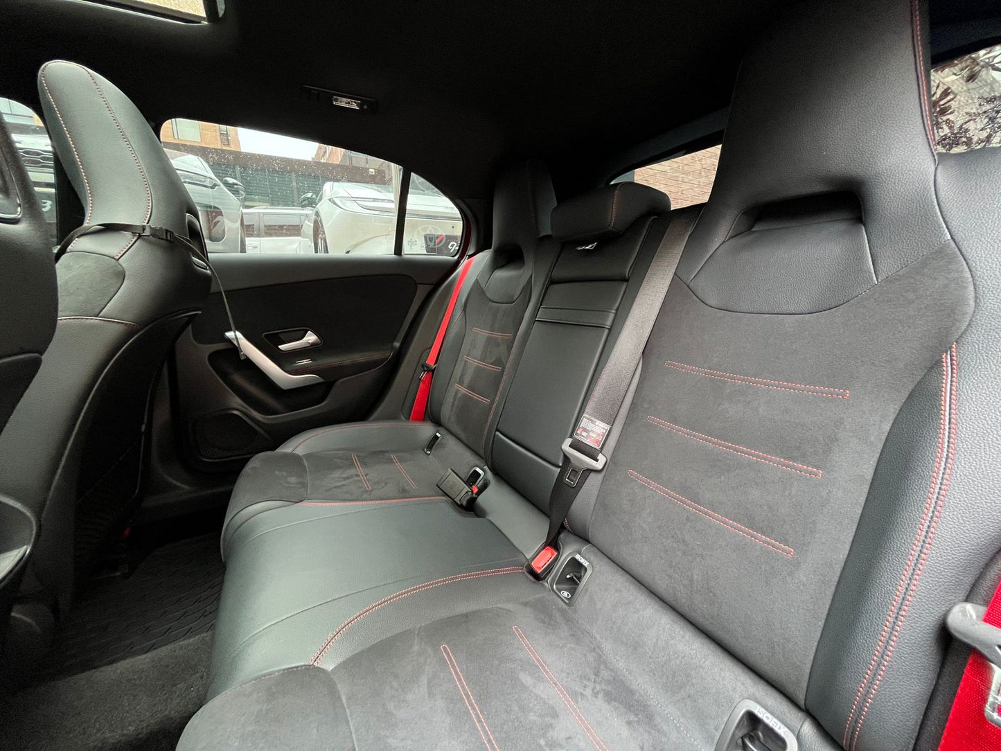 Mercedes-Benz A35 AMG 4MATIC Modelo 2023