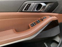 Cargar imagen en el visor de la galería, BMW X5 xDrive40I Modelo 2024
