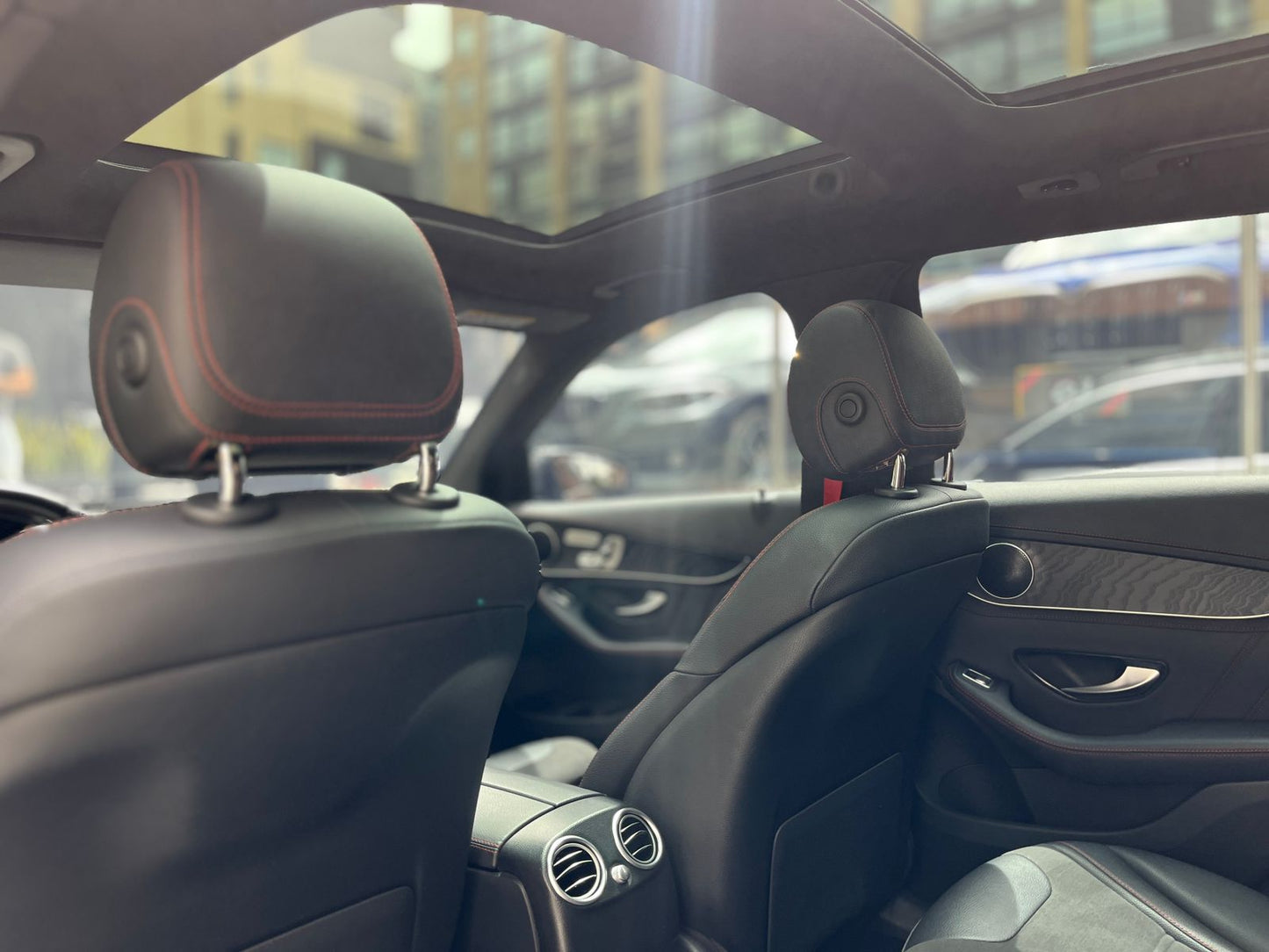 Mercedes-Benz GLC 43 AMG 4MATIC Modelo 2020 - Autos 93