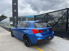 Cargar imagen en el visor de la galería, BMW 120I Modelo 2019
