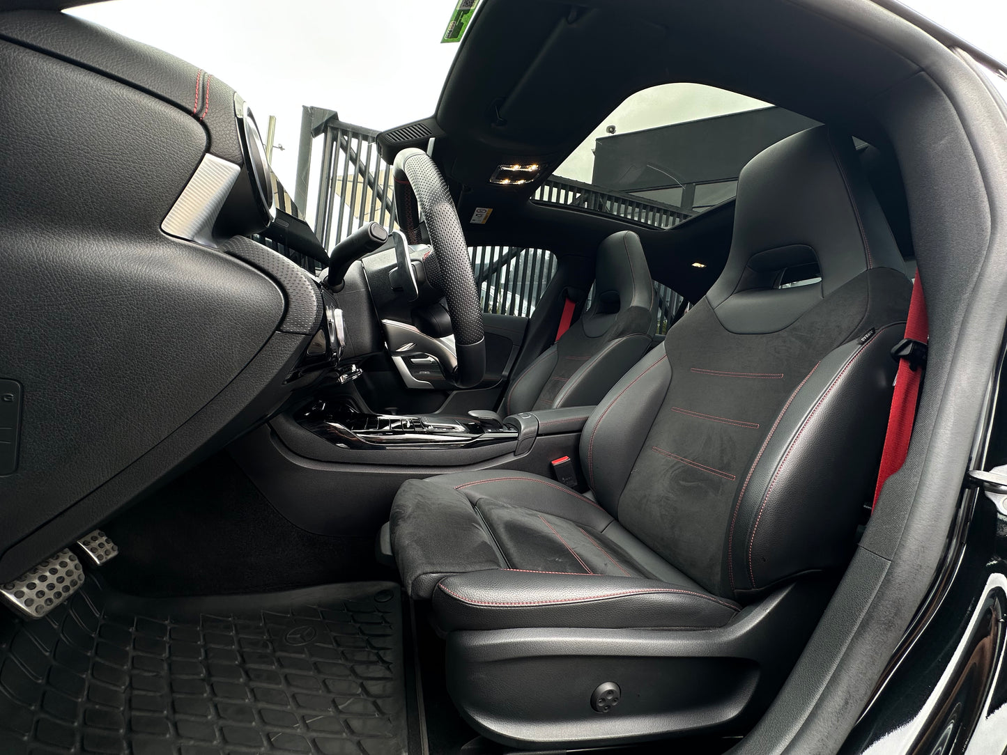 Mercedes-Benz AMG CLA 35 4MATIC Modelo 2023