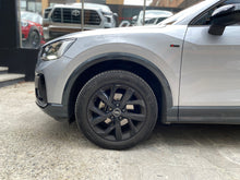 Cargar imagen en el visor de la galería, Audi Q2 35 TFSI Modelo 2021
