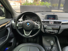 Cargar imagen en el visor de la galería, BMW X1 sDrive20I Modelo 2018
