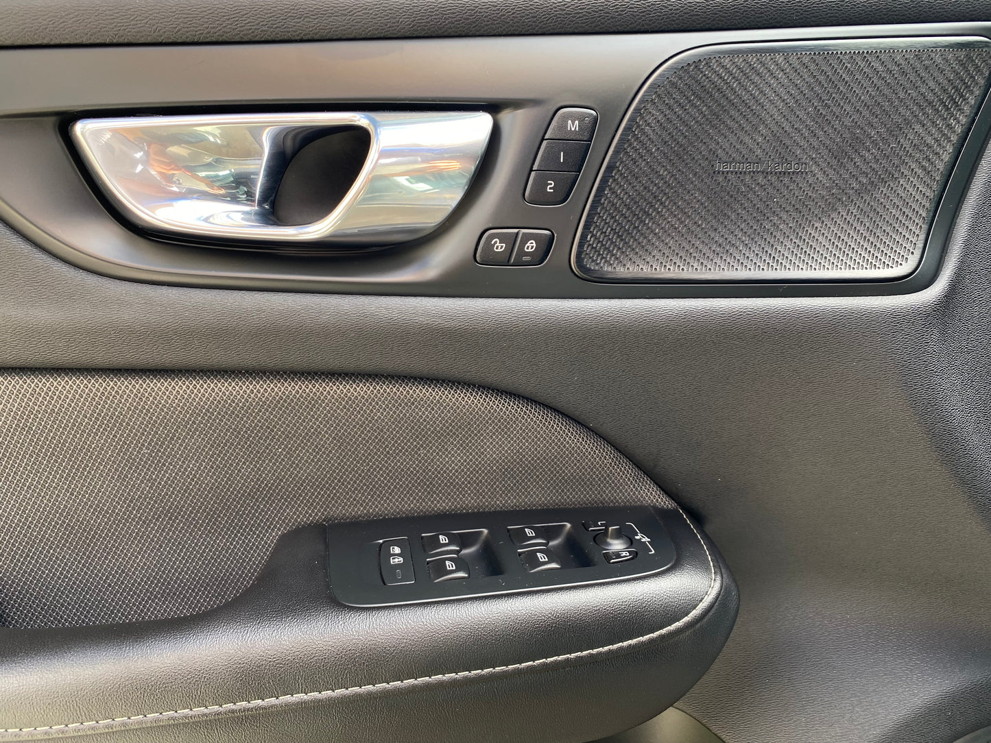 Volvo S60 T5 R-Design Modelo 2021 - Autos 93