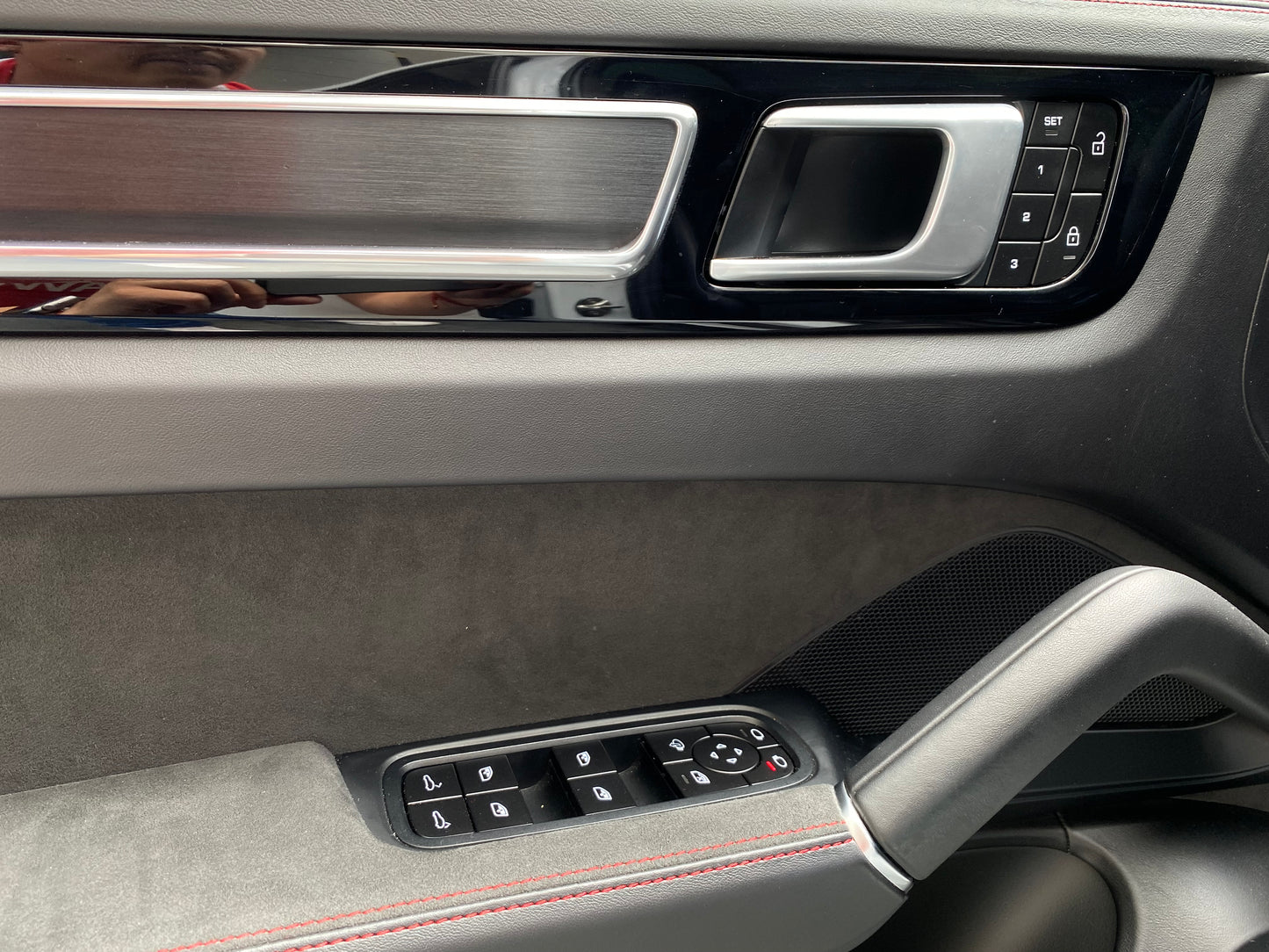 Porsche Cayenne GTS Coupé Modelo 2022 - Autos 93