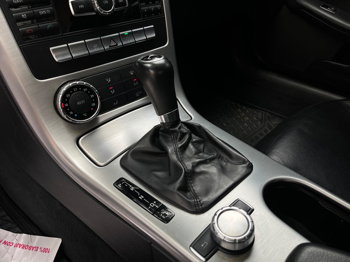 Mercedes-Benz SLK 200 Convertible Modelo 2015