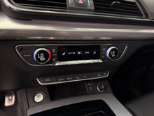Cargar imagen en el visor de la galería, Audi Q5 MHEV Modelo 2023
