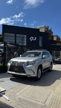 Cargar imagen en el visor de la galería, Lexus GX 460 Modelo 2016
