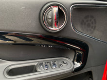 Cargar imagen en el visor de la galería, Mini Cooper S Countryman Modelo 2020
