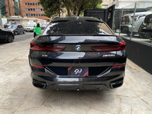 Cargar imagen en el visor de la galería, BMW X6 M50I Modelo 2023
