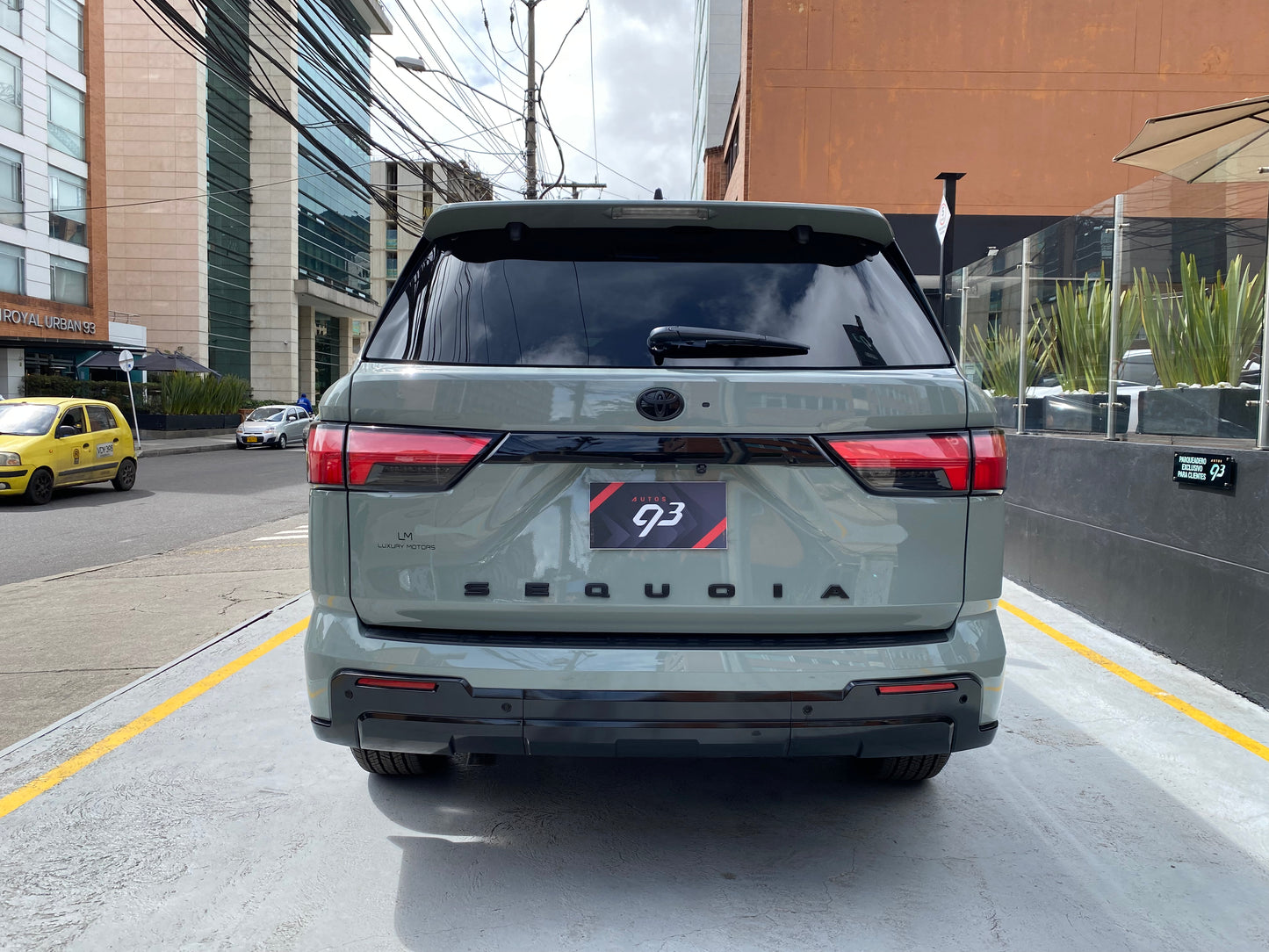 Toyota Sequoia Platinum Hibrida Modelo 2026 (IMPORTACIÓN) - Autos 93