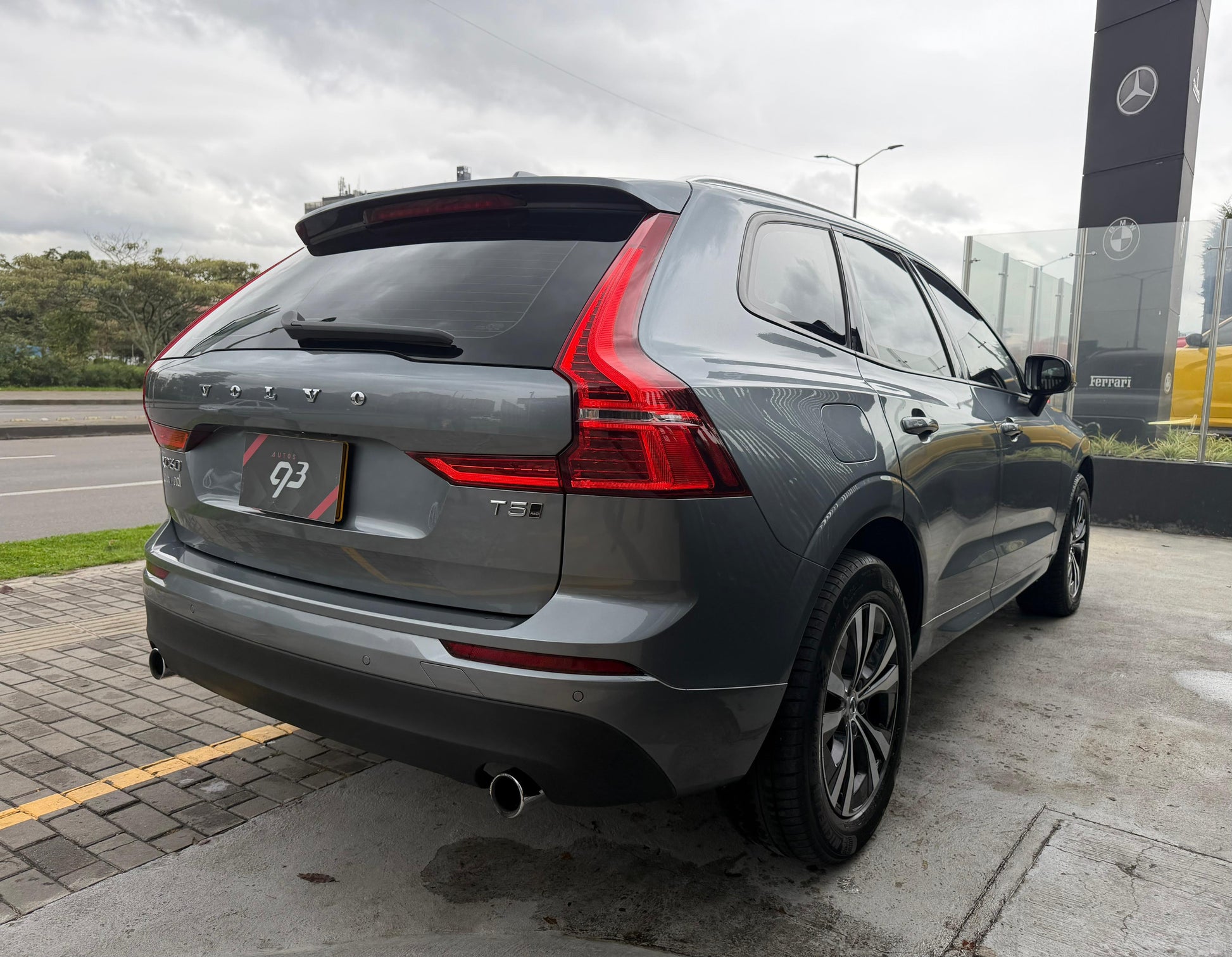 Volvo XC-60 T5 AWD Modelo 2020 - Autos 93