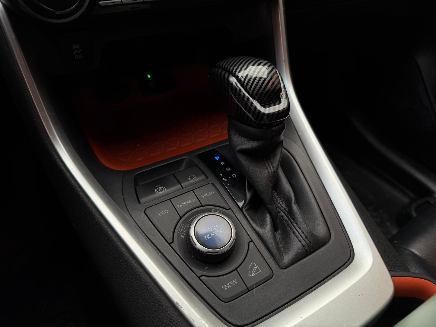 Toyota RAV4 X-ROAD 2.5 Modelo 2020 - Autos 93