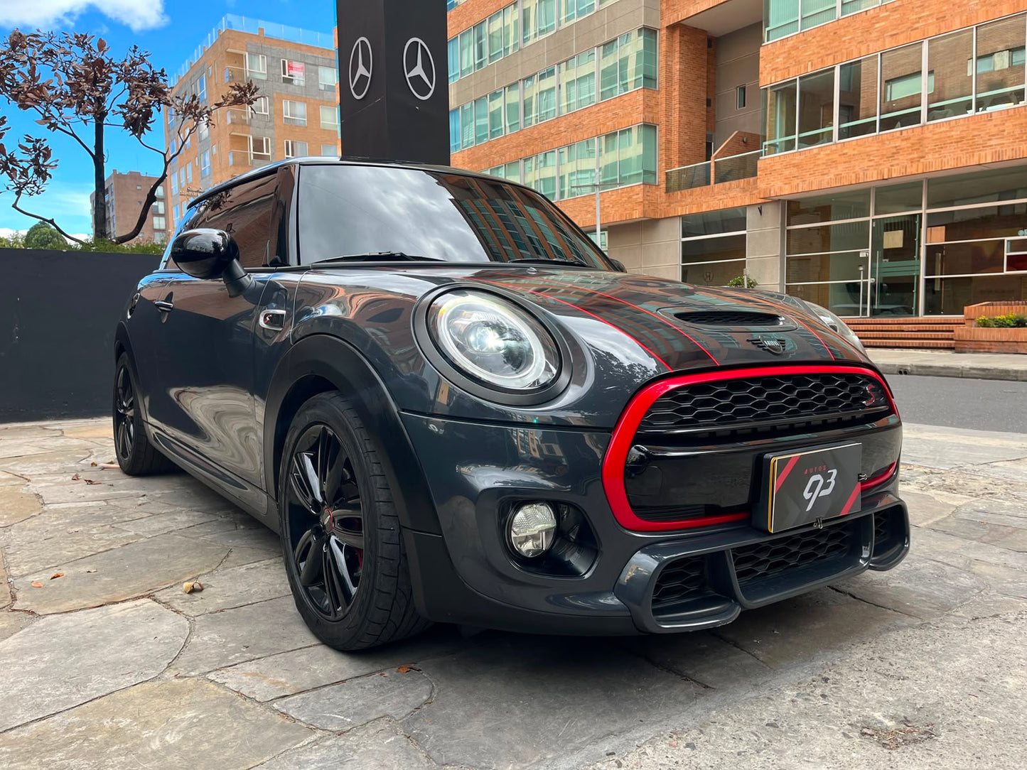 MINI Cooper S Modelo 2019 JCW Style