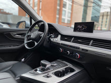 Cargar imagen en el visor de la galería, Audi Q7 Modelo 2017
