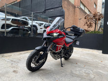 Cargar imagen en el visor de la galería, Ducati Multistrada V2 S Modelo 2024
