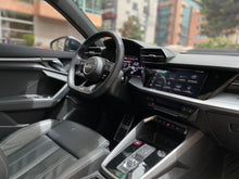 Cargar imagen en el visor de la galería, Audi S3 Sportback Modelo 2023
