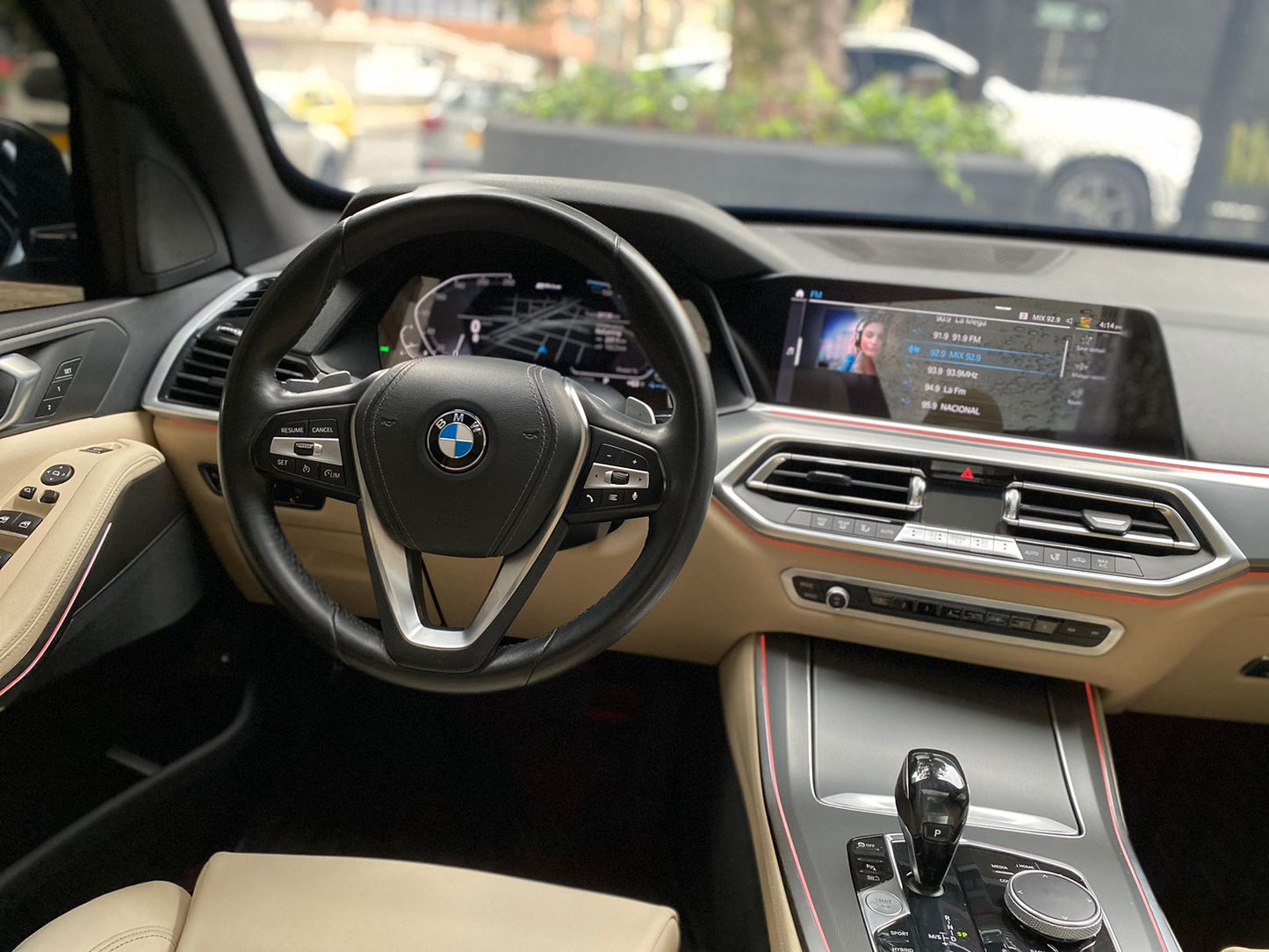 BMW X5 xDrive45E Blindada Modelo 2020 Híbrida - Autos 93