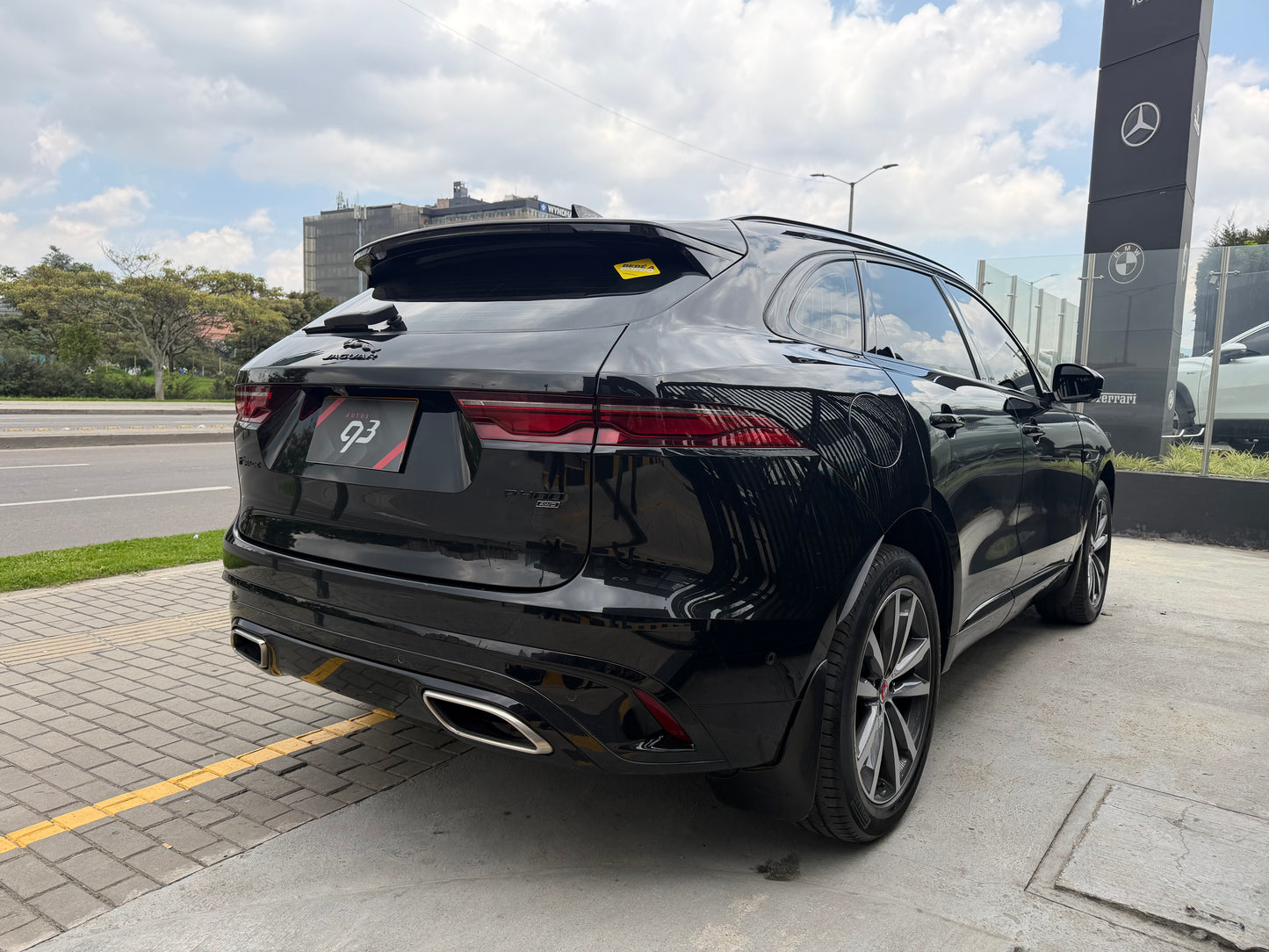 Jaguar F-Pace P400 MHEV Modelo 2021 - Autos 93