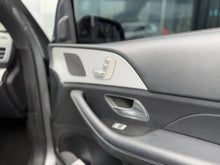 Cargar imagen en el visor de la galería, Mercedes Benz GLE 450 Modelo 2022 Blindada - Autos 93
